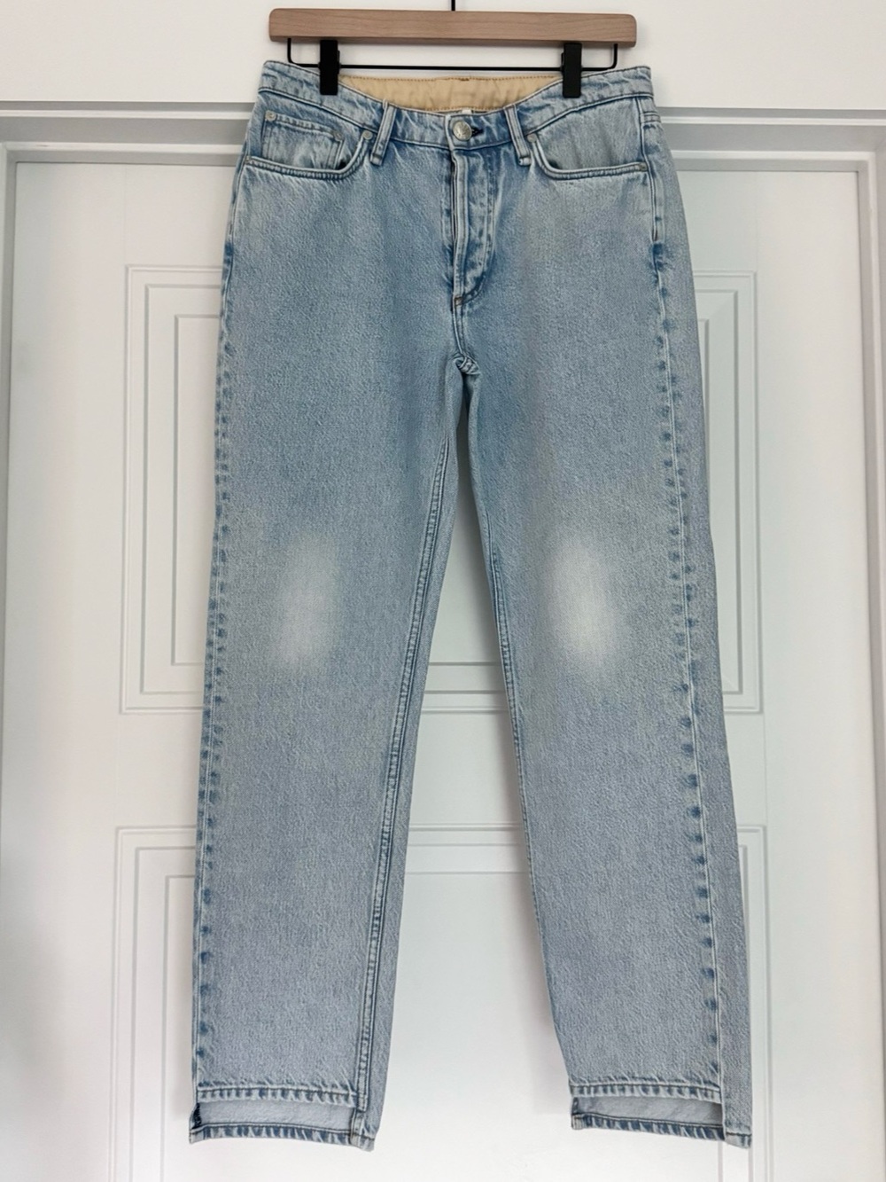 rag & bone Rosa Mid Rise Boyfriend Jeans in Light Wash Denim, Size 25